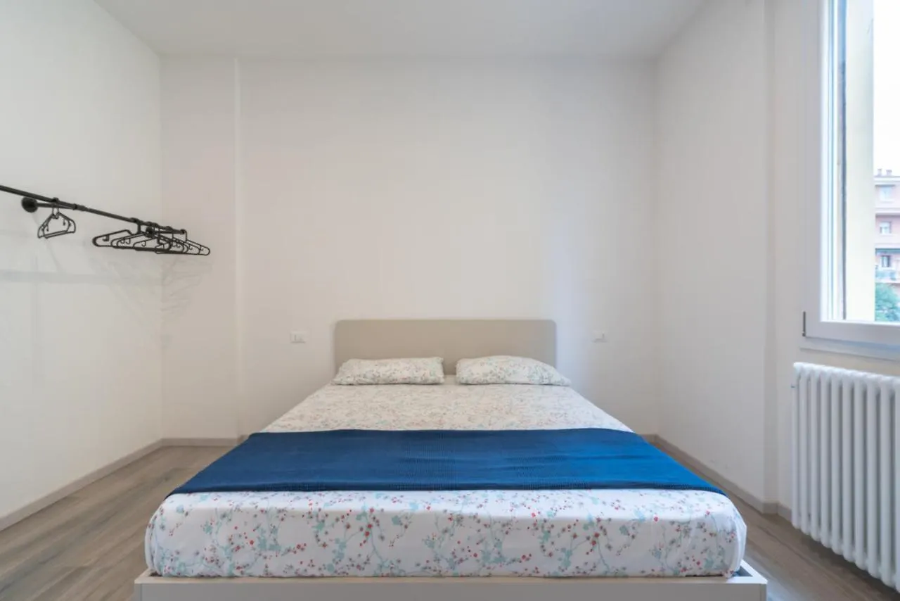 Bologna Accommodation Fiera 3- Self Checkin - H24 0*,  Italy