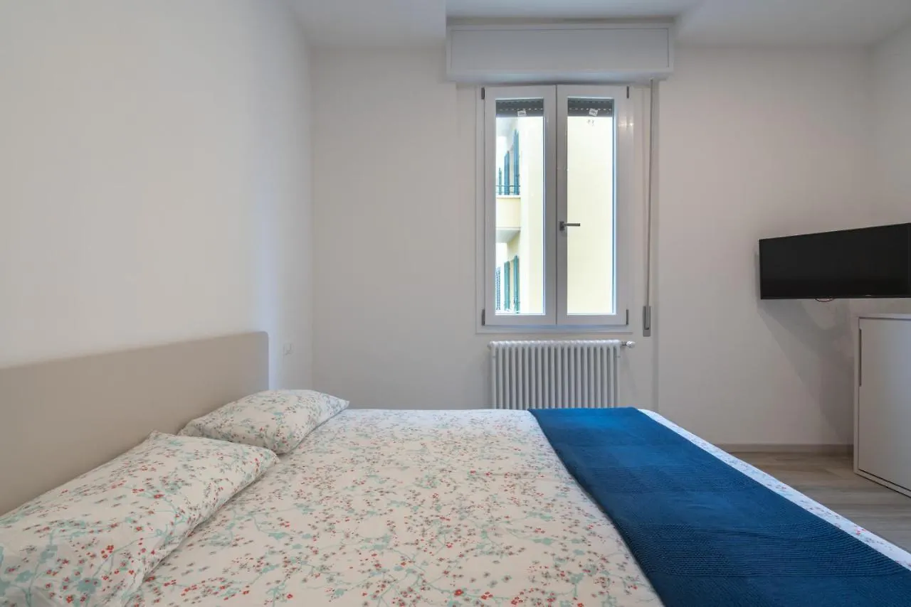 Bologna Accommodation Fiera 3- Self Checkin - H24 Italy