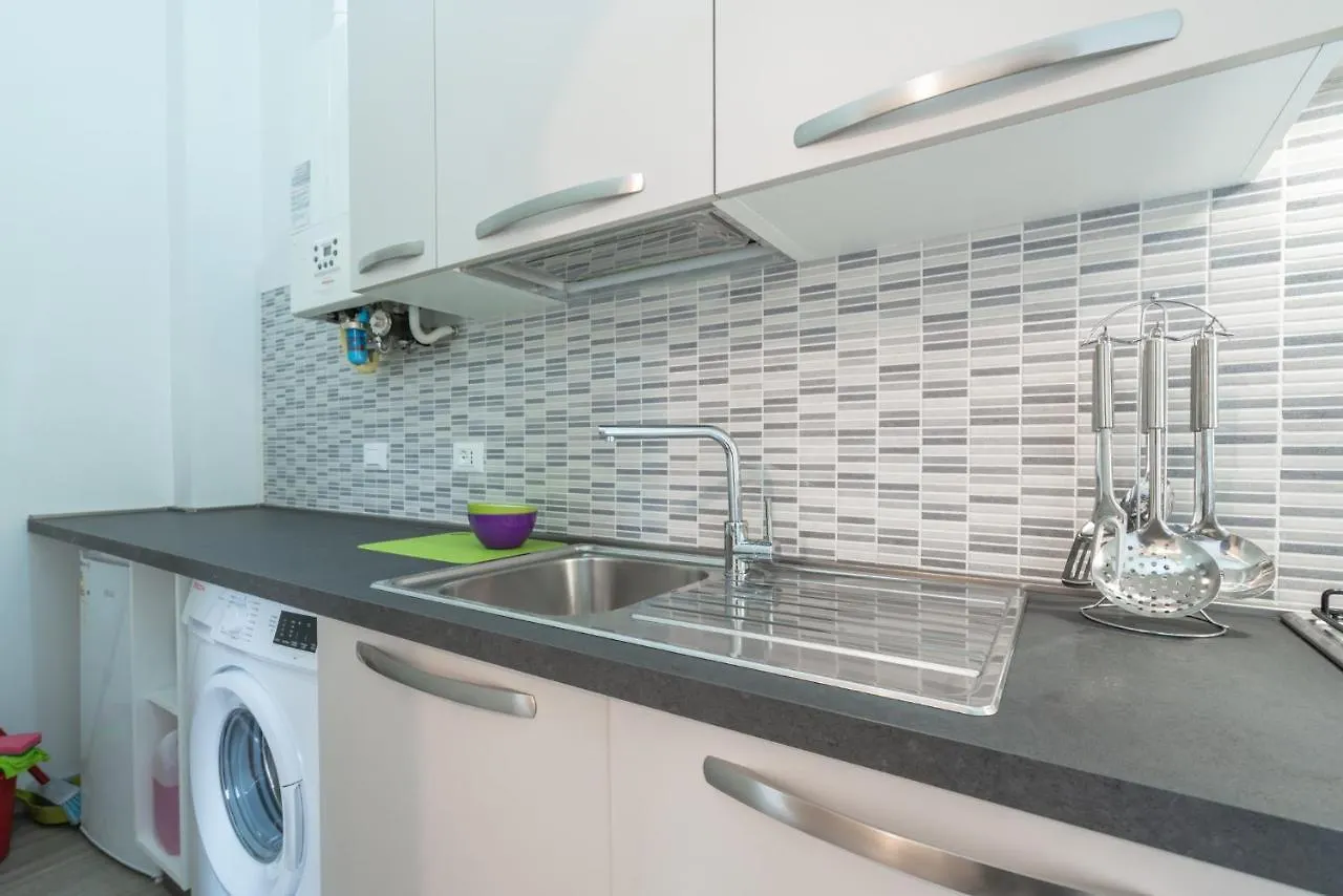 Bologna Accommodation Fiera 3- Self Checkin - H24